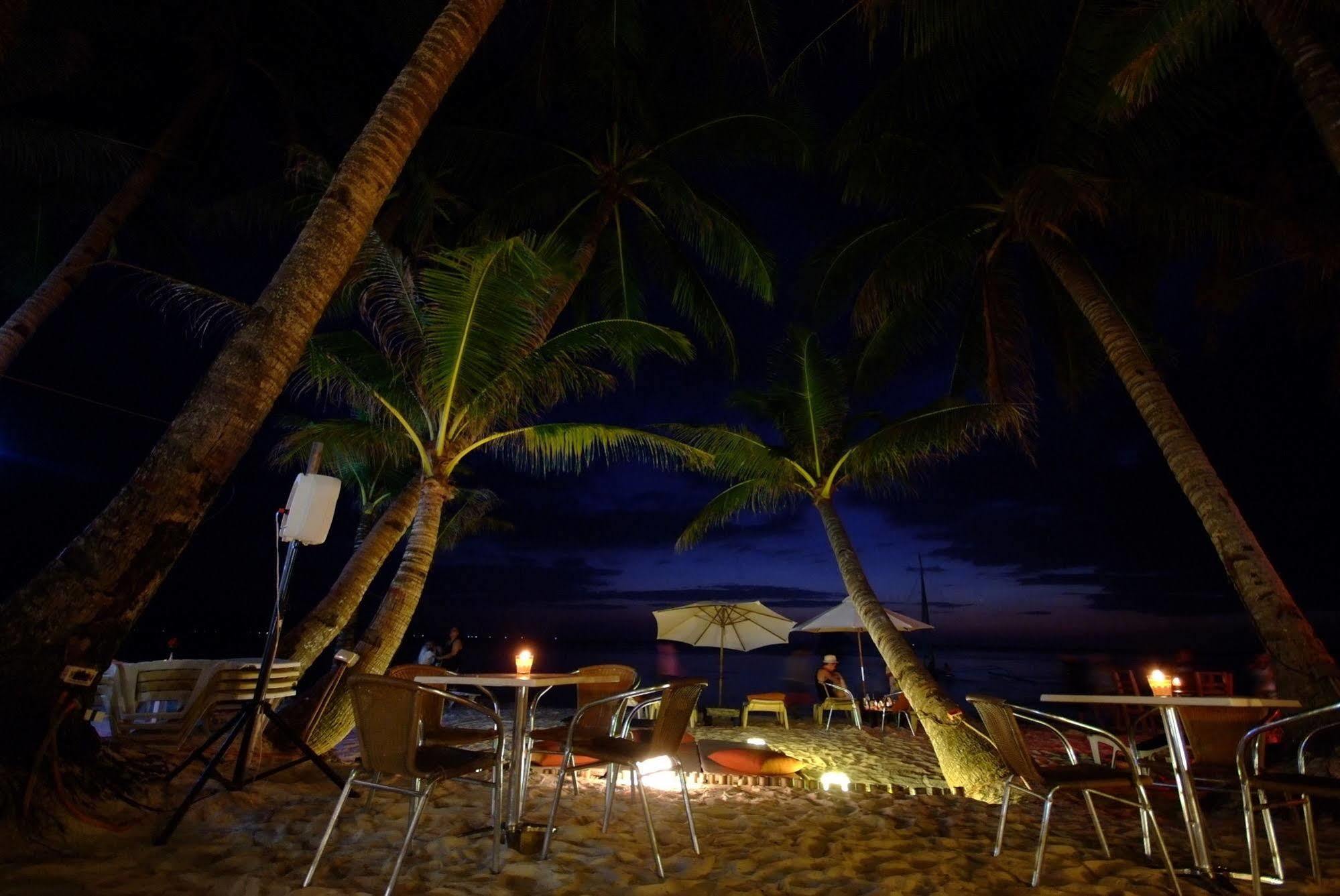 White Beach De Boracay Balabag  Eksteriør bilde